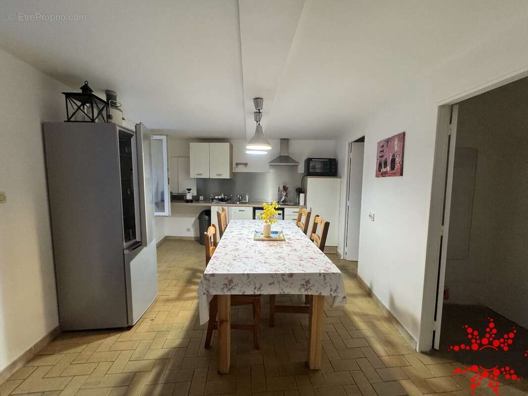 Maison à NISSAN-LEZ-ENSERUNE