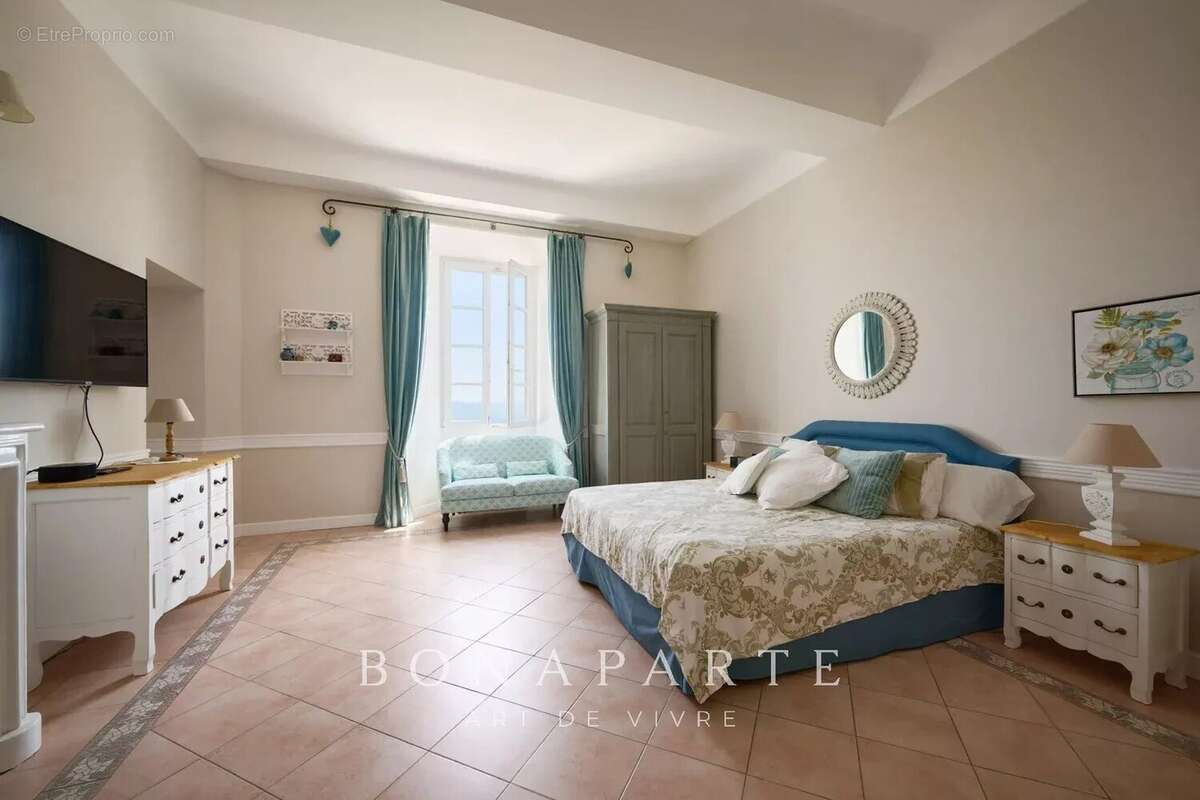 Maison à GRASSE