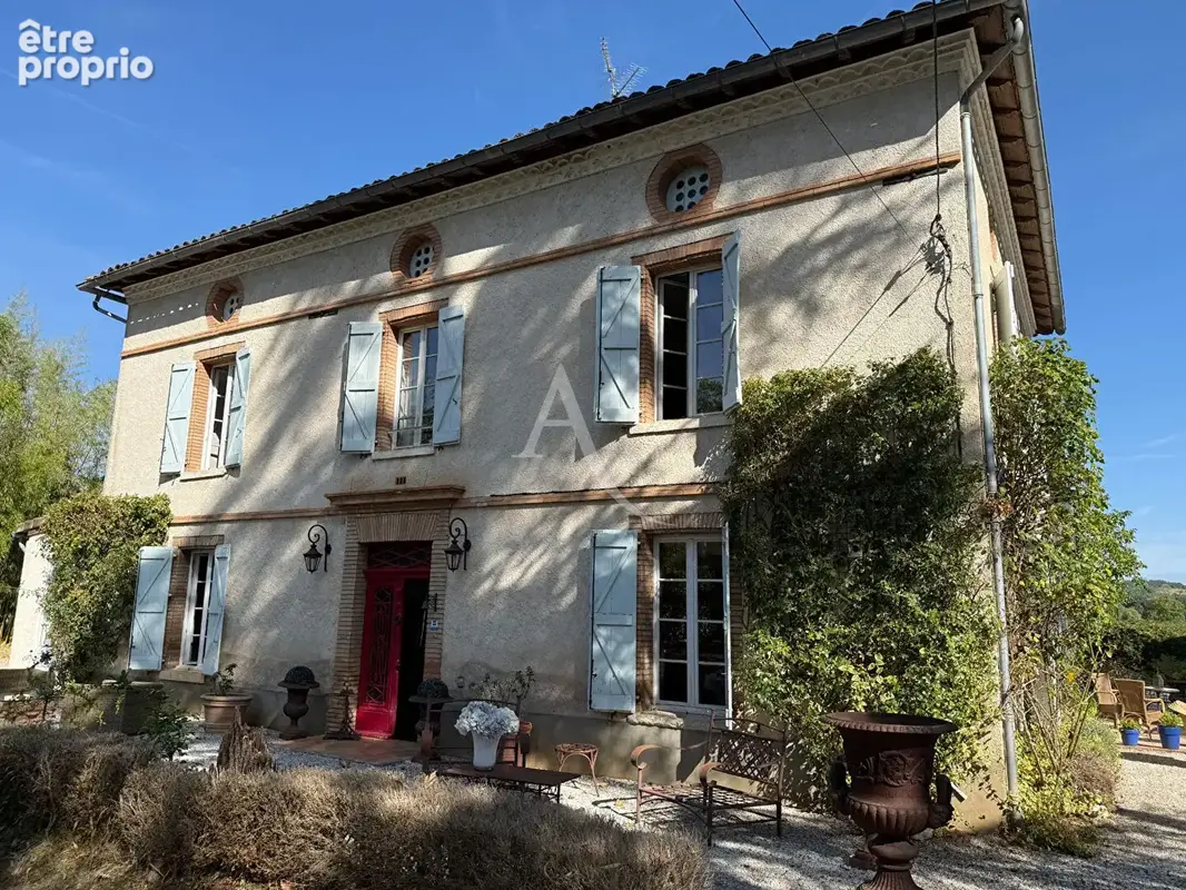 Lisle-sur-Tarn . Domaine de charme d'exception (T6 + Gîte T3) - photo 16