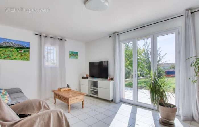 Maison à SAINT-MAXIMIN-LA-SAINTE-BAUME