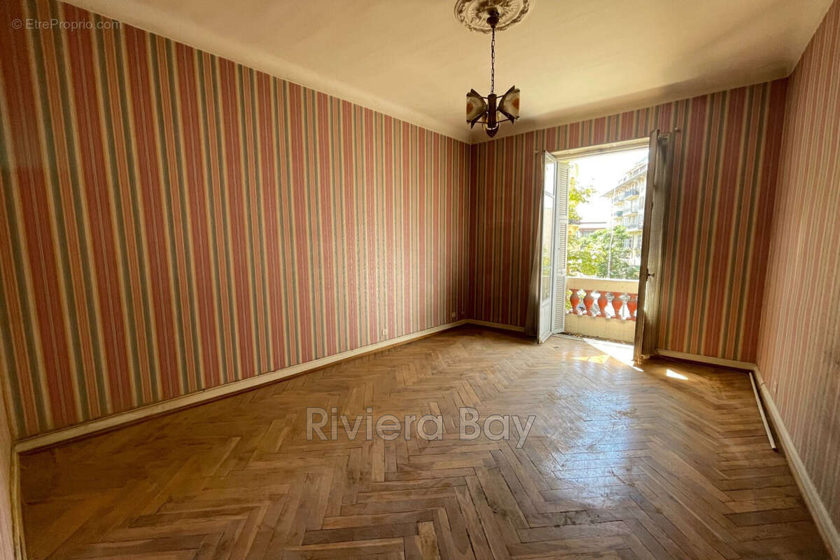 Appartement 91 m² à Nice  - photo 8