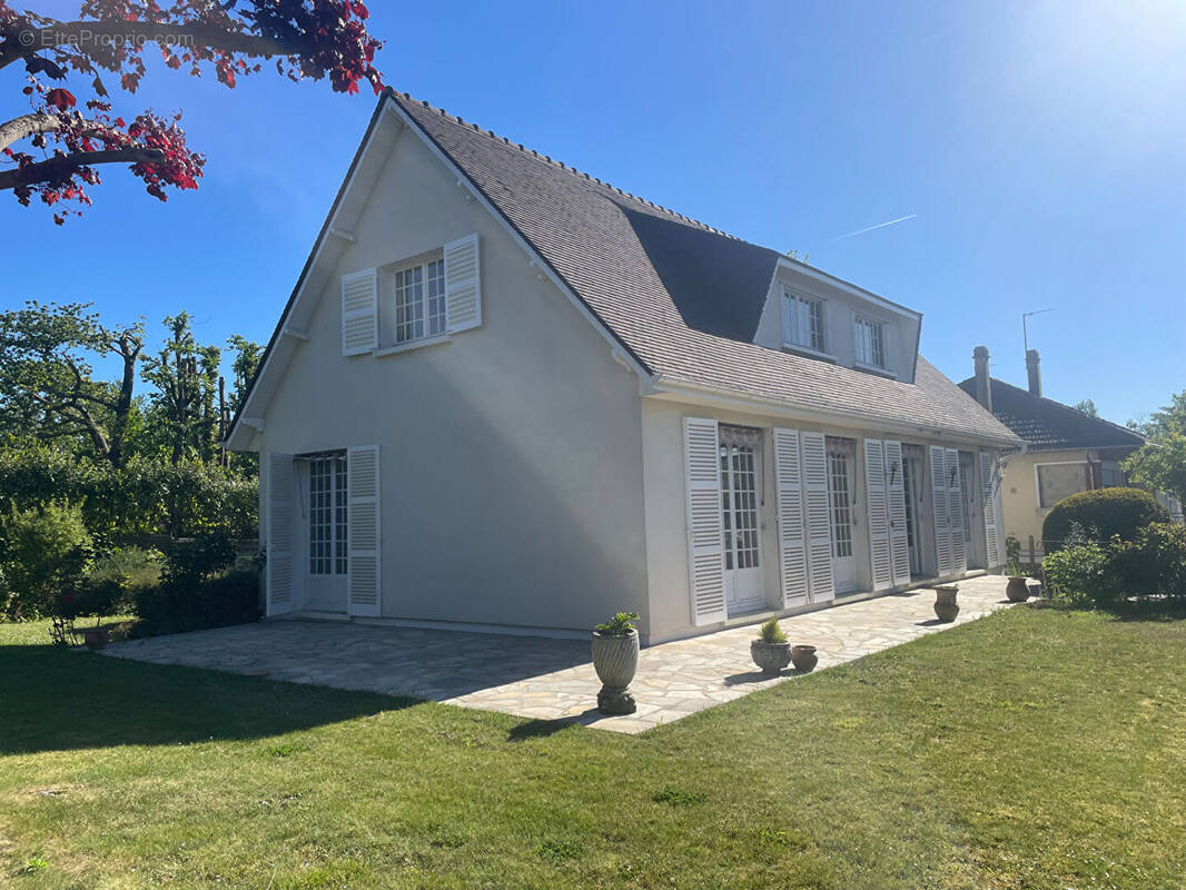 Maison à MONTMORENCY
