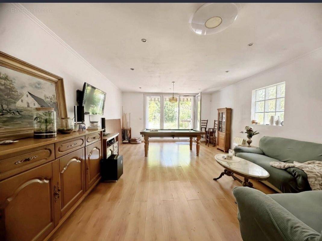 Maison à VILLETANEUSE