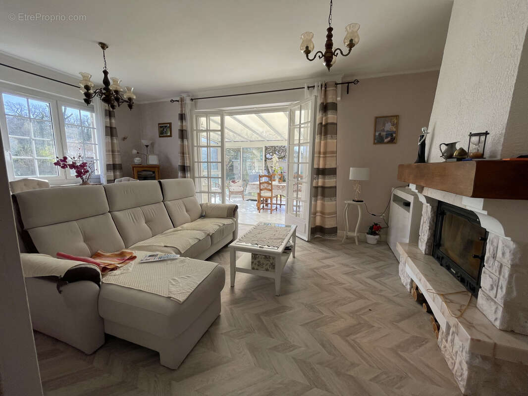Maison à LA ROCHETTE