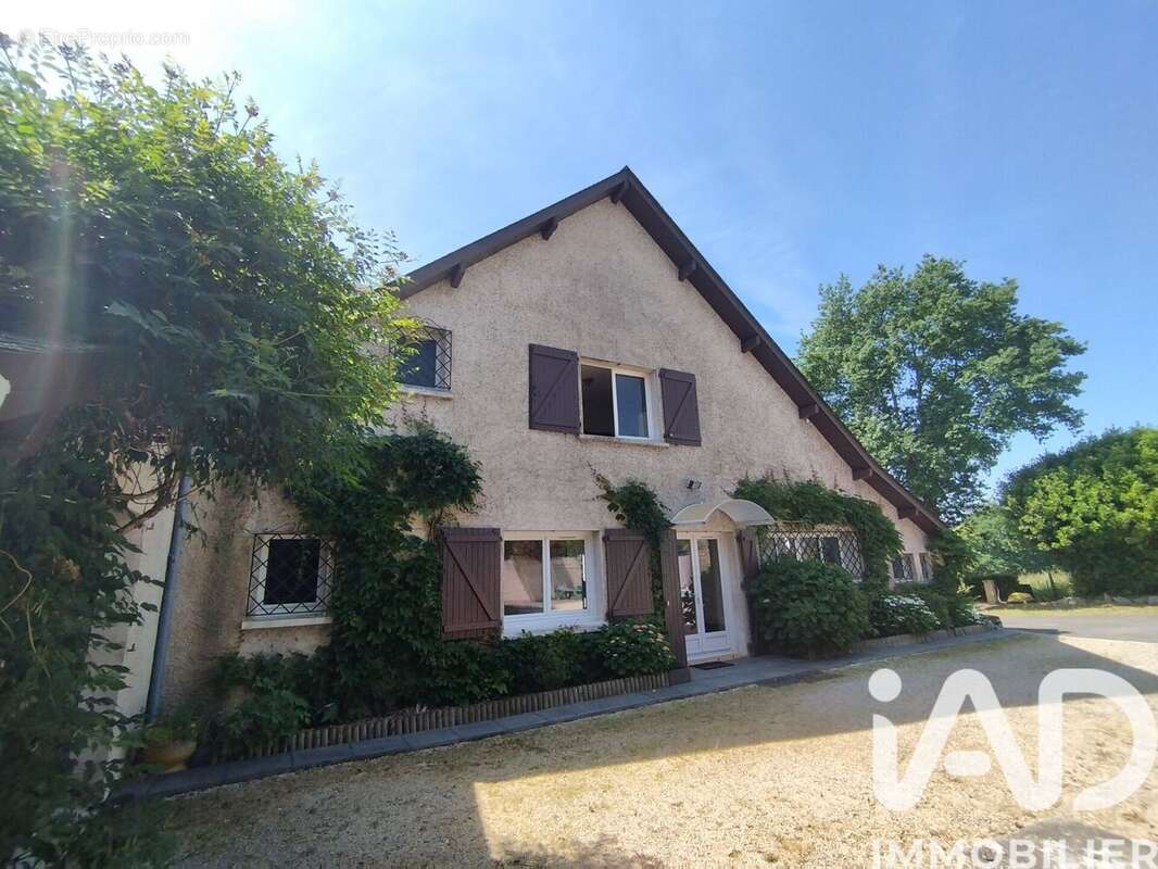Maison 288 m² à Lee  - photo 5