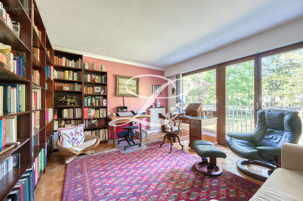 Appartement à MAISONS-LAFFITTE