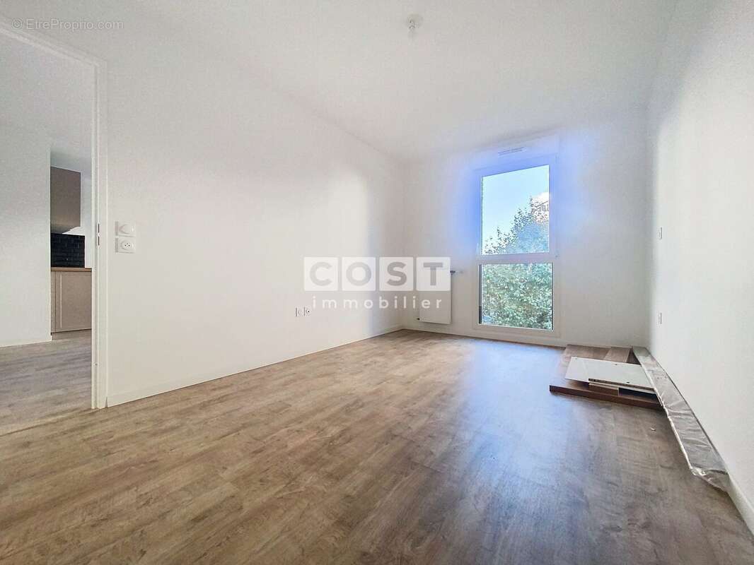 Appartement à BOIS-COLOMBES