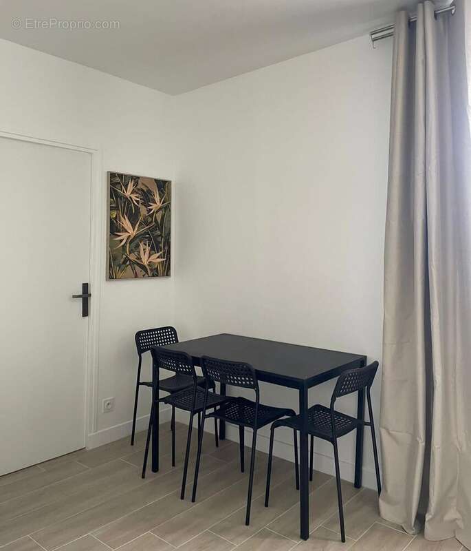 Photo 2 - Appartement à AUBERVILLIERS