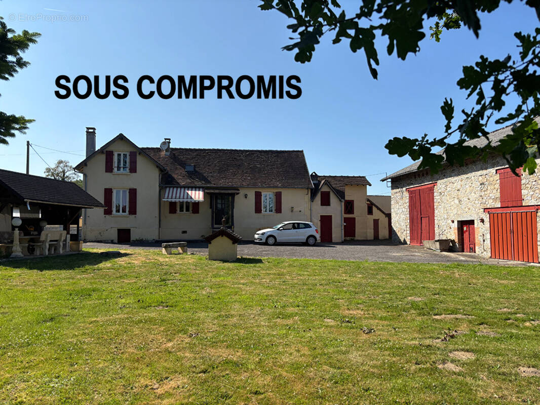 Maison à SAINT-HILAIRE-LES-PLACES