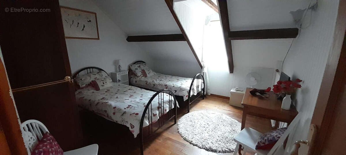 CHAMBRE - Maison à CONDAC