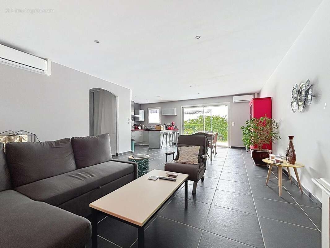 Photo 3 - Maison à ISSEL