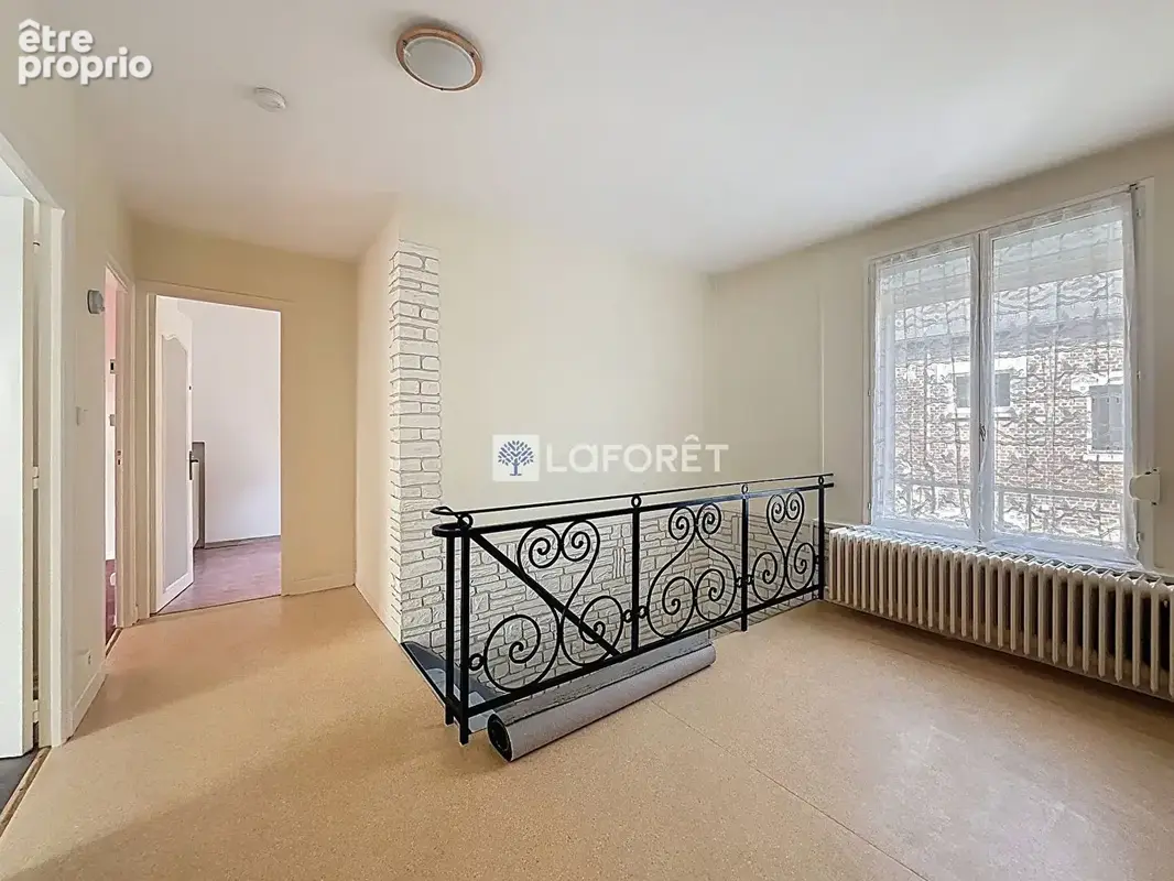 Maison Tergnier 7 pièce(s) 155 m2 - photo 8