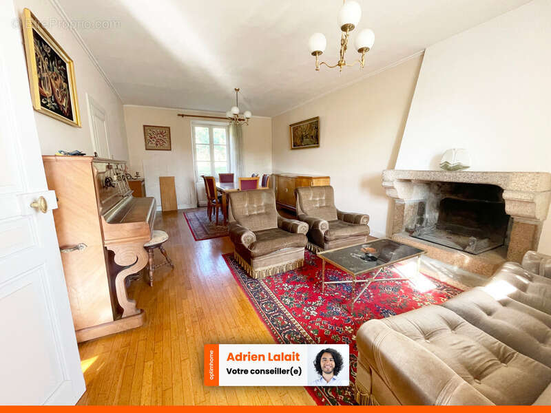 Maison à BERSAC-SUR-RIVALIER