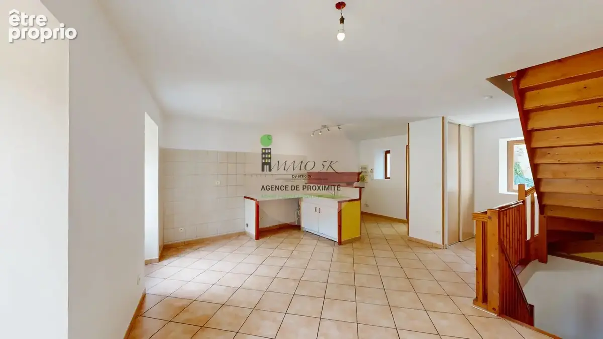 69690 - courzieu - la voute - 4 pièces - 2 chambres - 90.38 m² - maison de ville - 170 000€ - photo 3