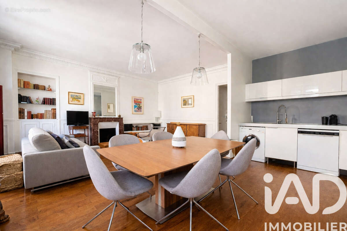 Photo 5 - Appartement à PARIS-15E