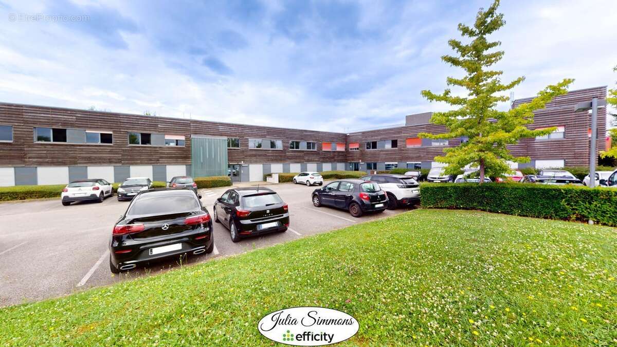 Commerce à BOIS-D'ARCY