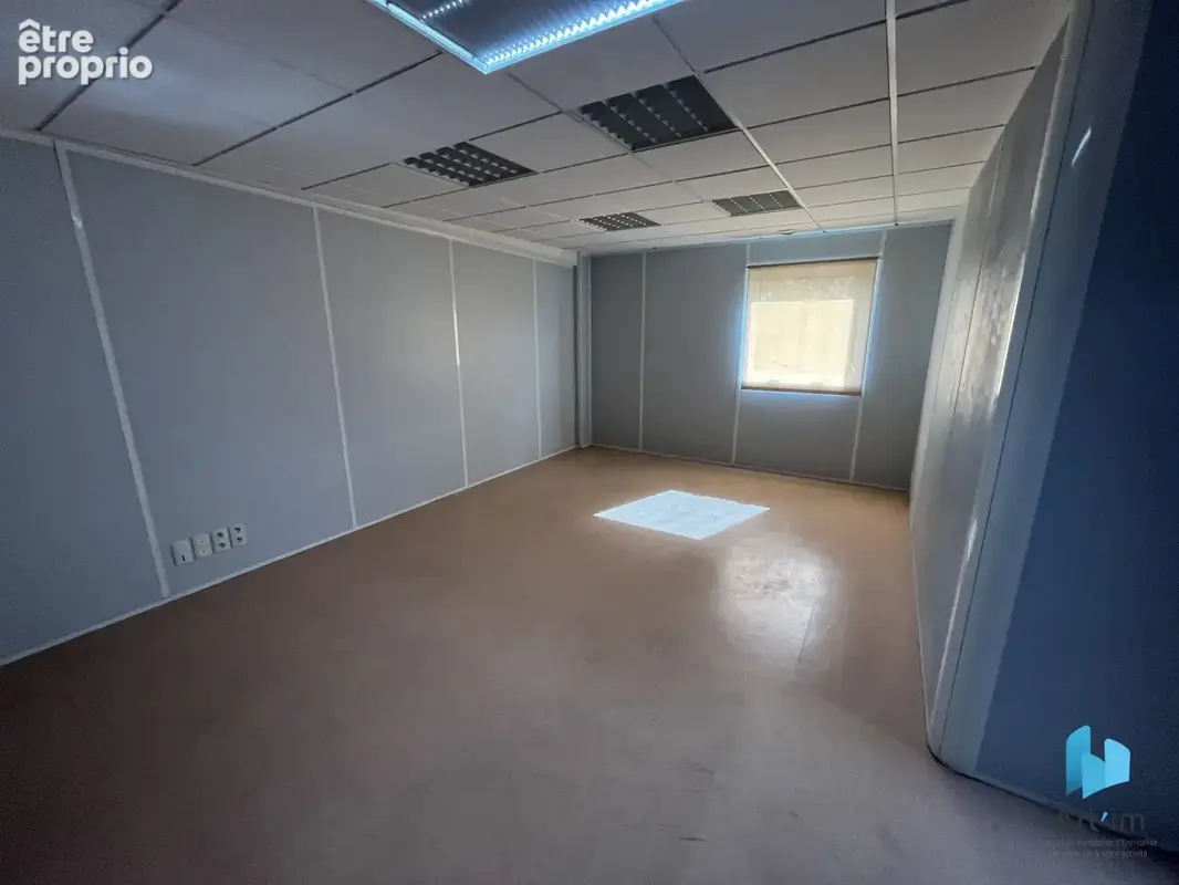 750 m2 de bâtiment à vendre secteur Université - photo 15