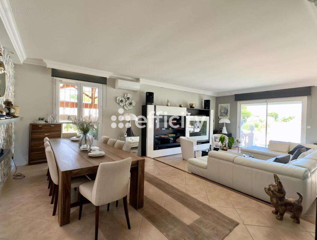 Maison 278 m² à Carry-Le-Rouet  - photo 4