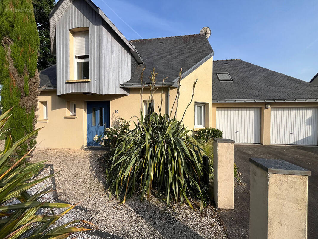Maison à DERVAL