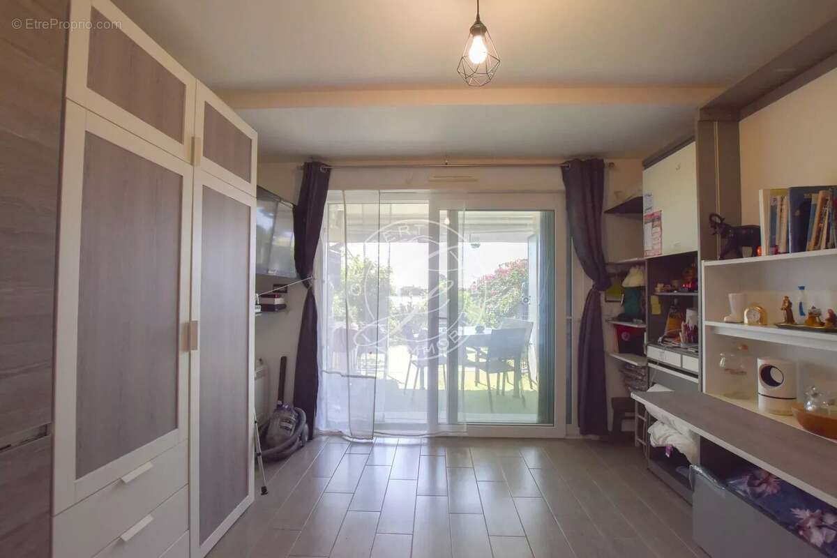 Appartement à ROQUEBRUNE-CAP-MARTIN