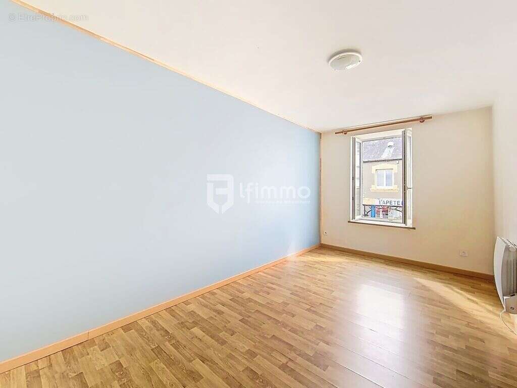 Maison à PLONEVEZ-DU-FAOU