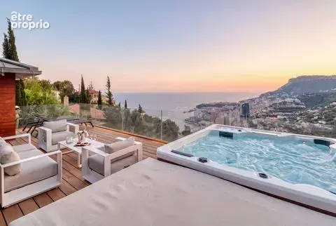 Maison 5 pièces 236 m² à vendre à Roquebrune-Cap-Martin (06190) - photo 1