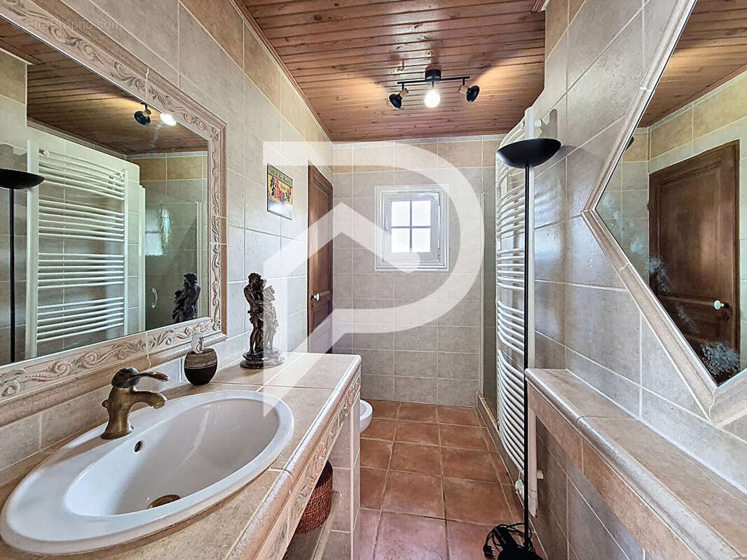 Maison à MALATAVERNE