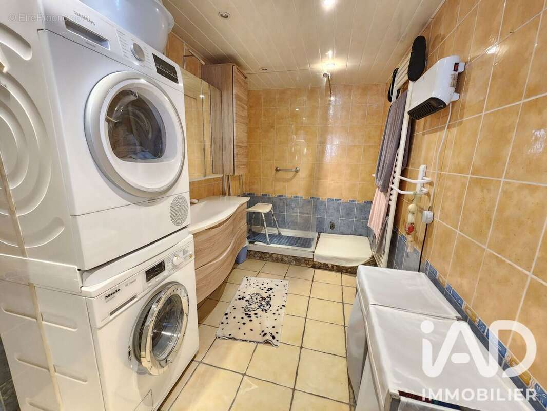 Maison 157 m² à Estissac  - photo 7