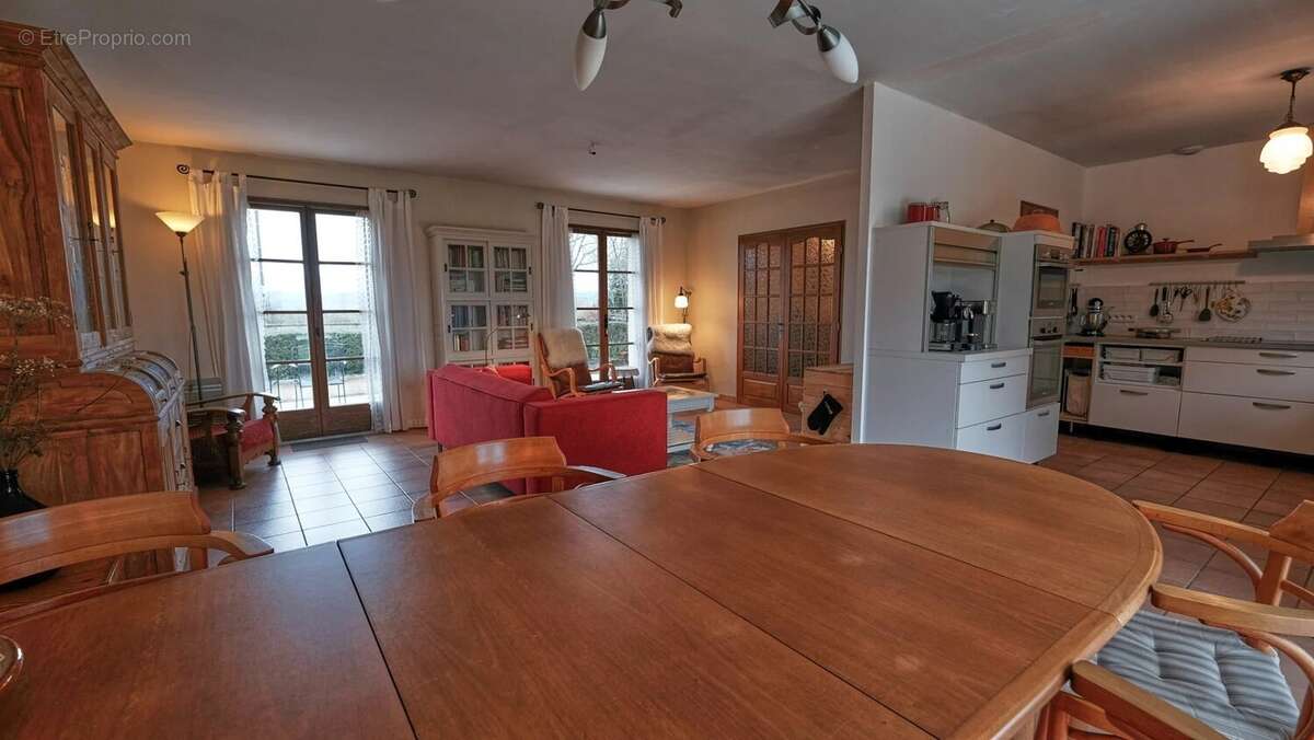 Maison de plain-pied avec vue panoramique à Dun sur Grandry - photo 8
