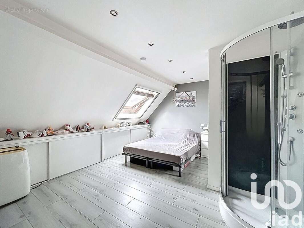 Photo 8 - Appartement à GRETZ-ARMAINVILLIERS