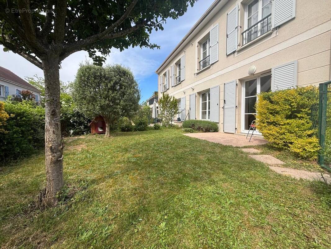 Appartement à TIGERY