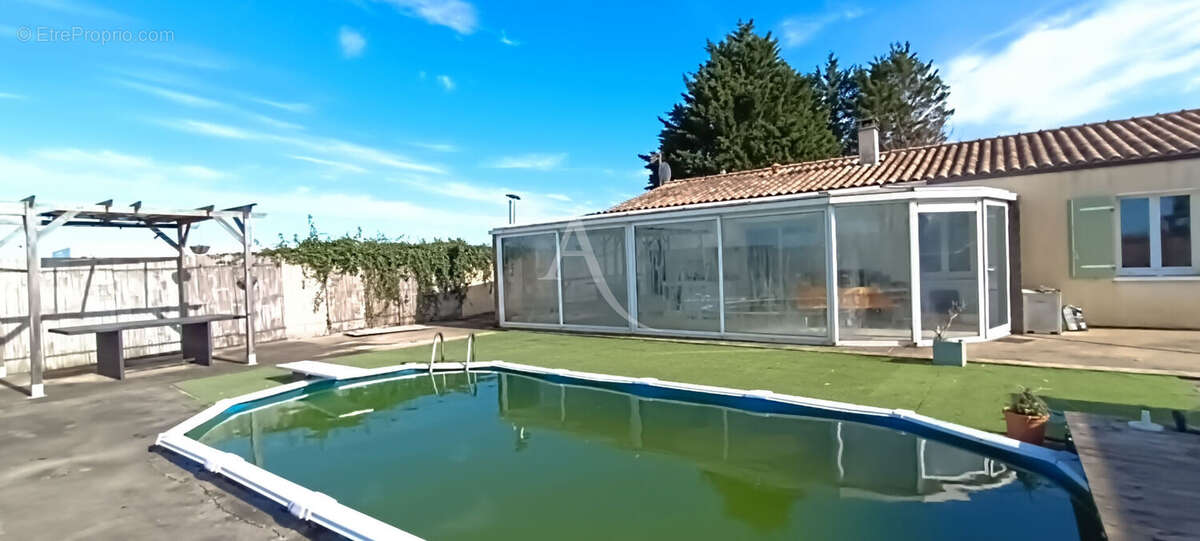 Maison à ECHILLAIS