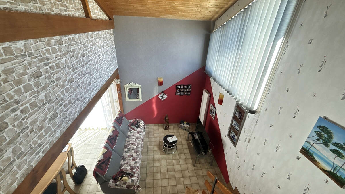 Maison à CERNUSSON