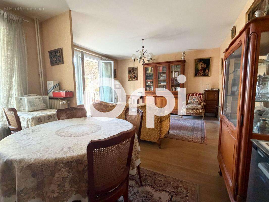 Appartement à CALUIRE-ET-CUIRE