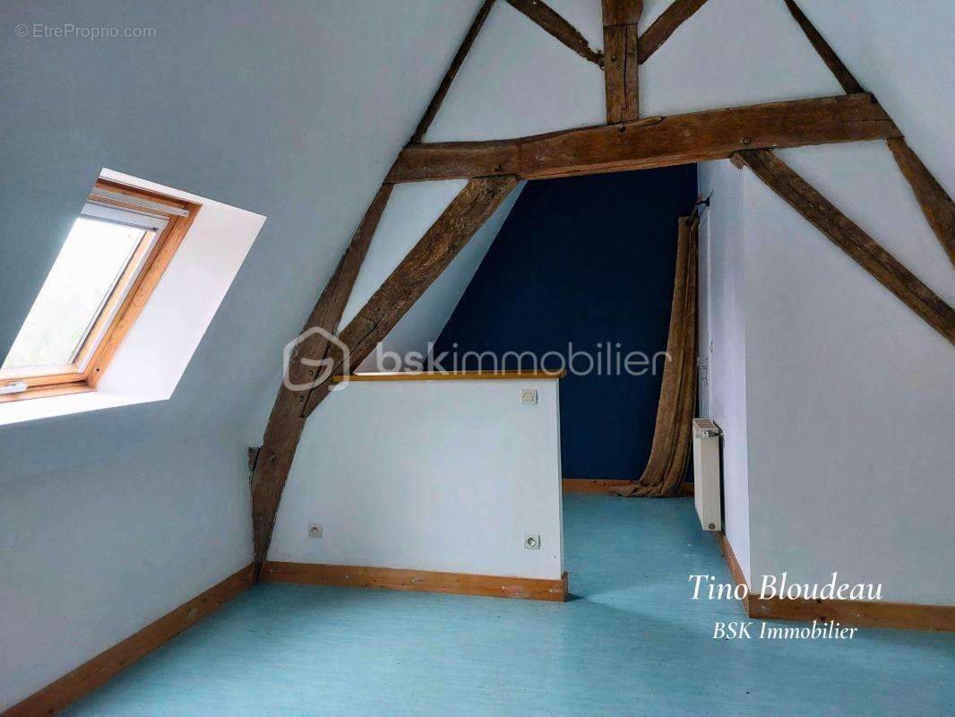 Maison de caractère avec dépendance au cœur de Limeray - photo 16