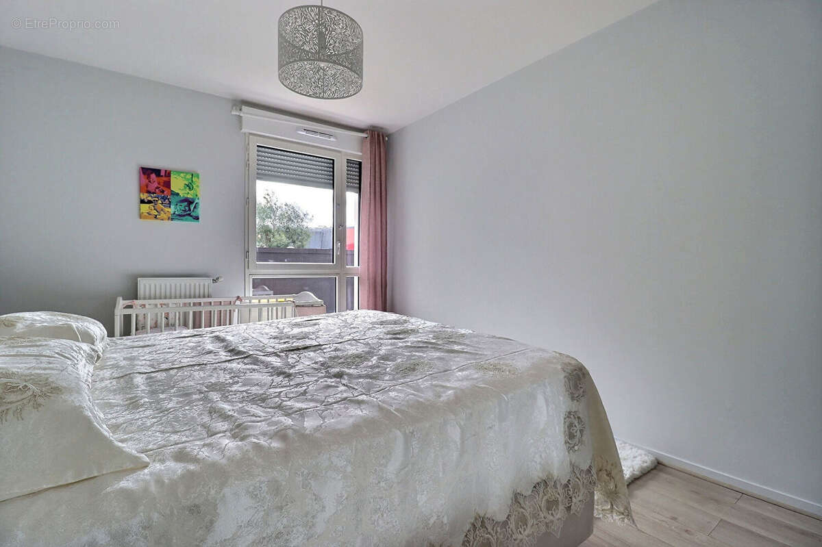 Appartement à COLOMBES