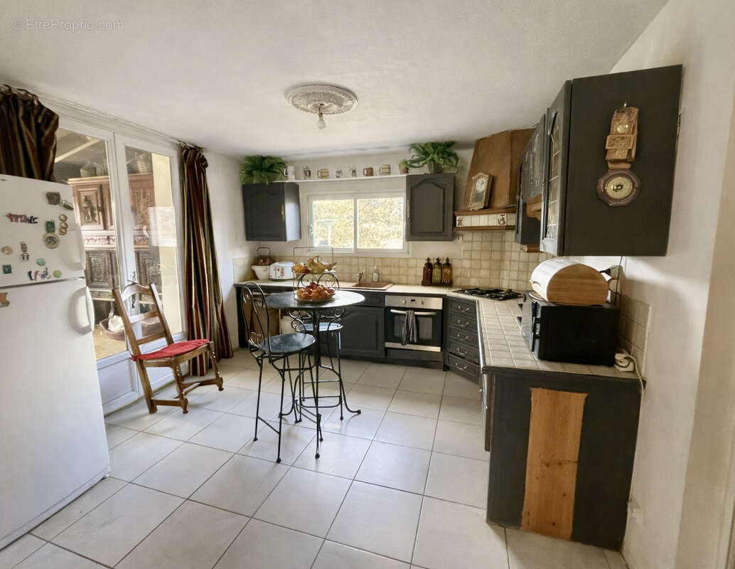 Maison à SAINT-JULIEN-DE-CASSAGNAS