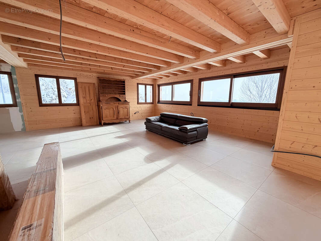 Maison à FONTCOUVERTE-LA-TOUSSUIRE