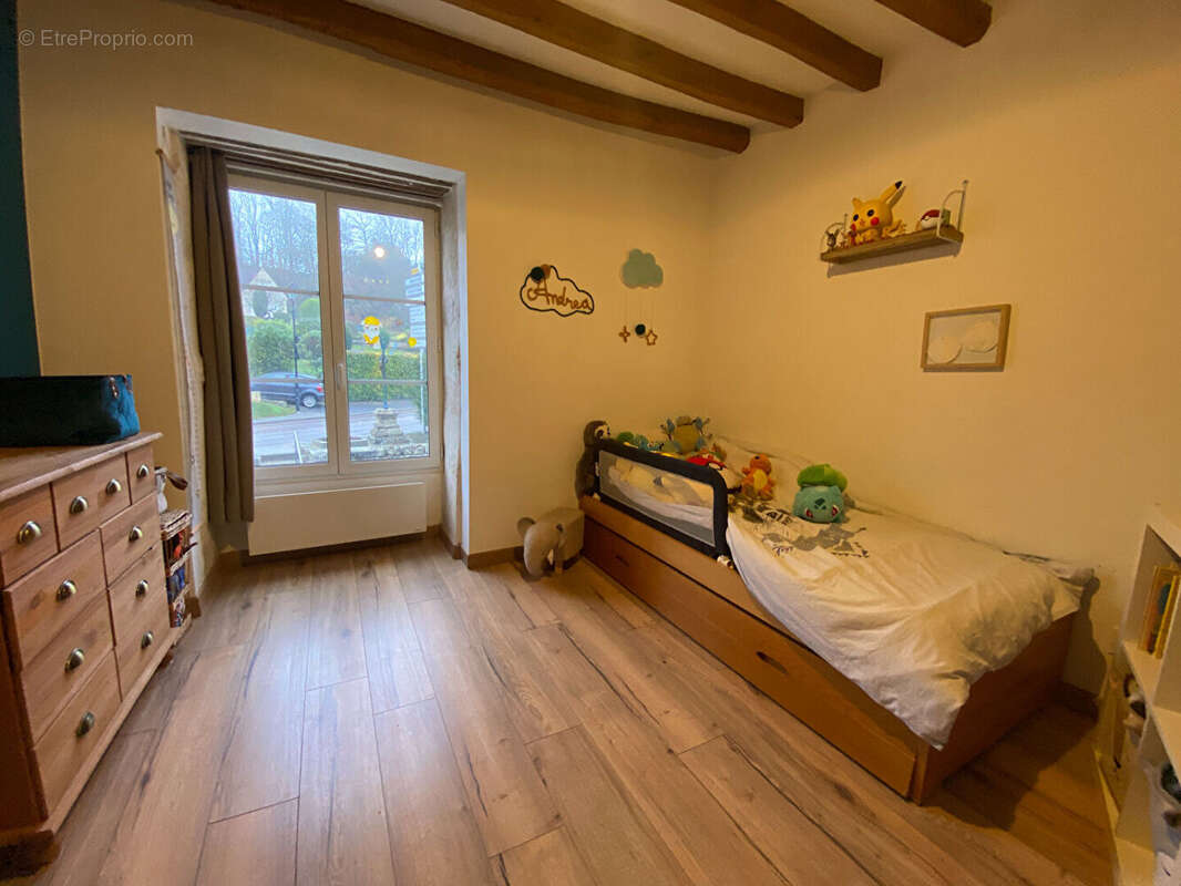 Maison à CREPY-EN-VALOIS