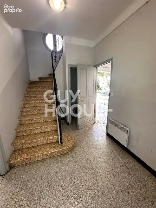 Maison 2 faces F5 de 112 m² avec garage et jardin. A vendre à PERPIGNAN (66000)  Secteur MOYEN VERNET - photo 5