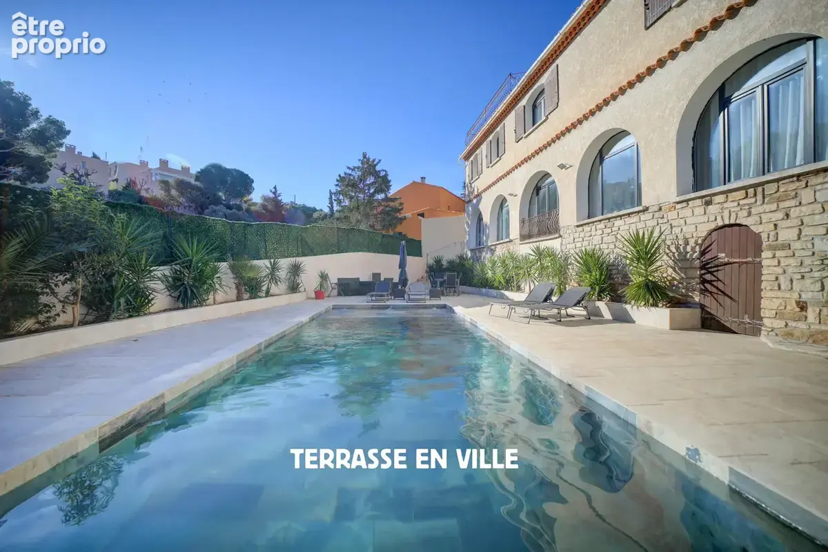 La ciotat - figuerolles - maison d'architecte t9 - 400m2 - jardin - 1000m2 - piscine - garages - 1870000€ - photo 10