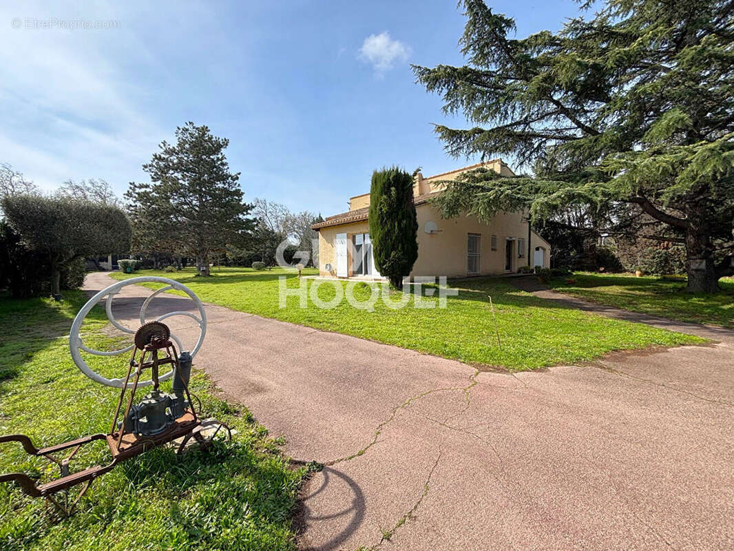 Superbe maison familiale T5 avec piscine dans un cadre privilégié - photo 2