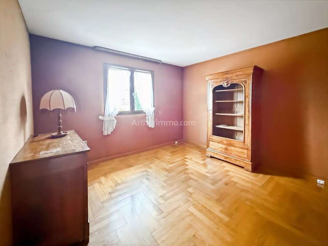 Maison à SOISY-SUR-SEINE