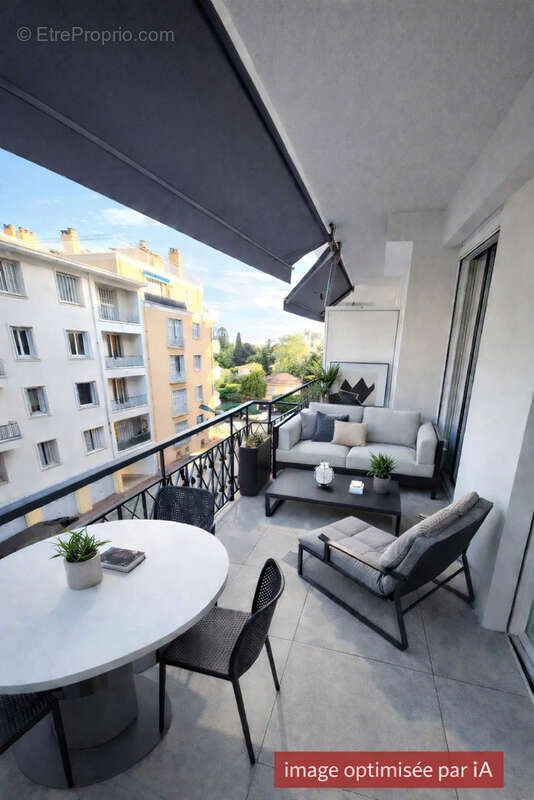 Appartement à MENTON