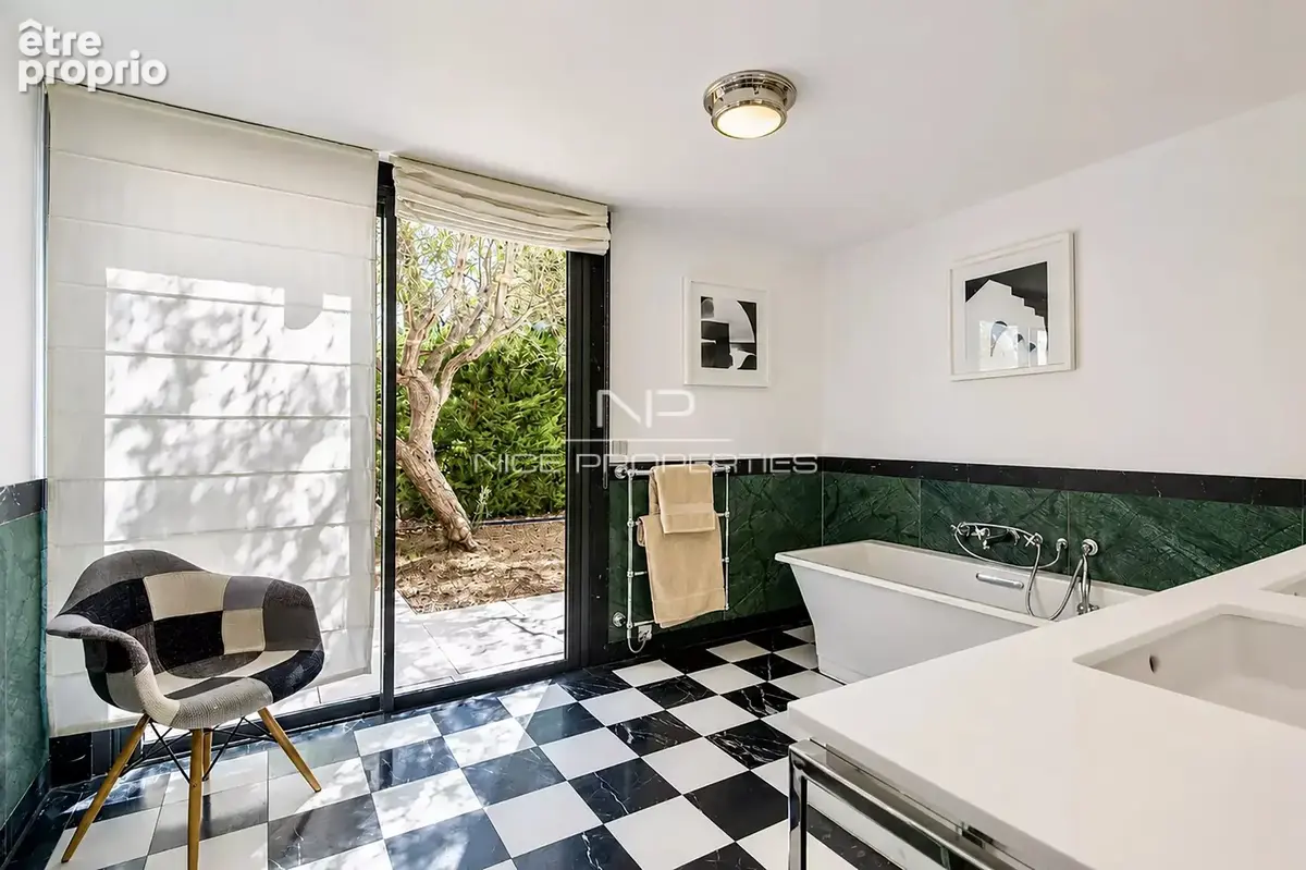 Nice – Cap de Nice – Palais Maeterlinck – duplex – vue mer – vue panoramique – terrasse – jardin privatif – accès mer – résidenc - photo 20