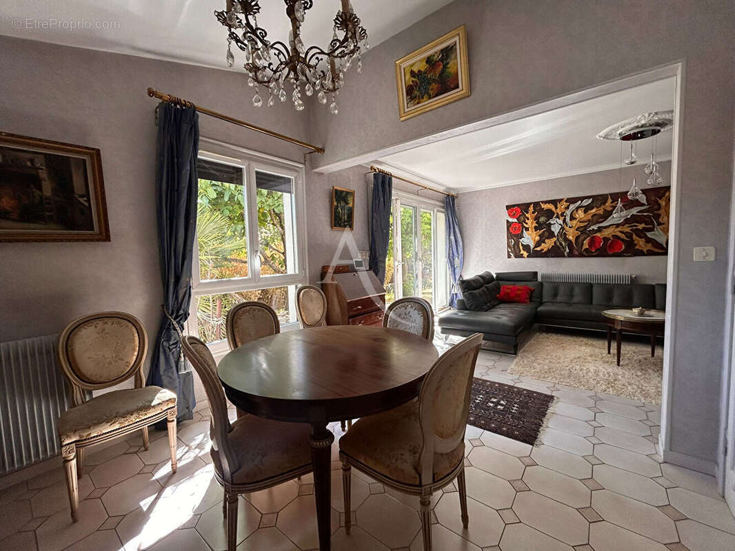 Maison Saint Medard En Jalles 6 pièce(s) 127 m2 - photo 3