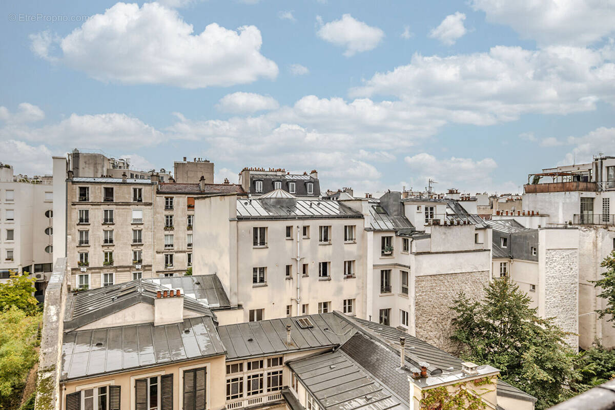 Appartement à PARIS-17E