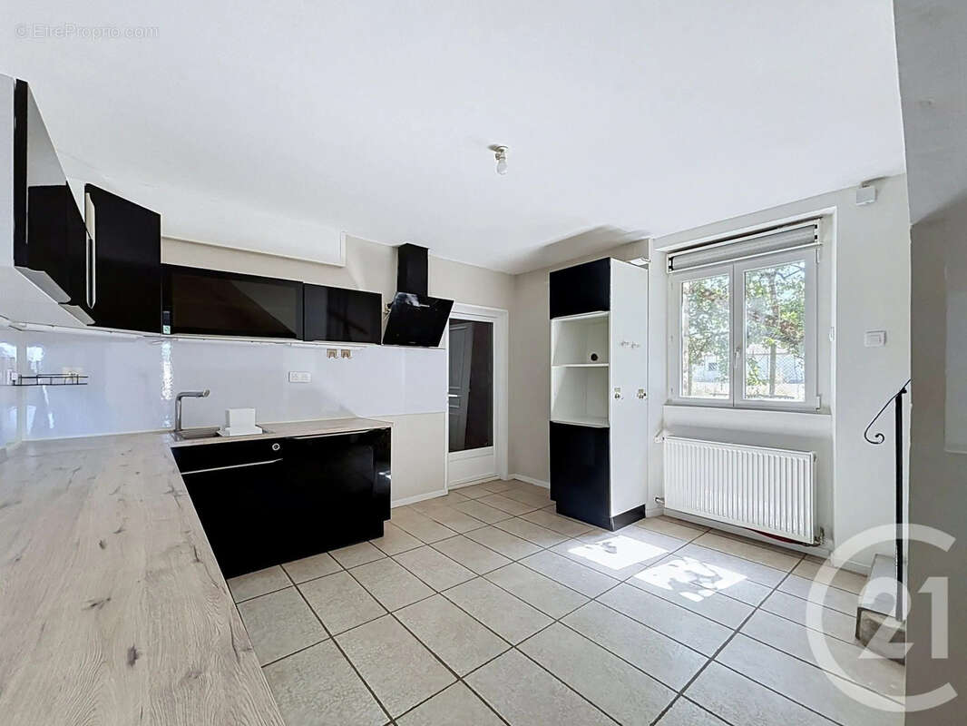 Maison 143 m² à Montauban  - photo 4