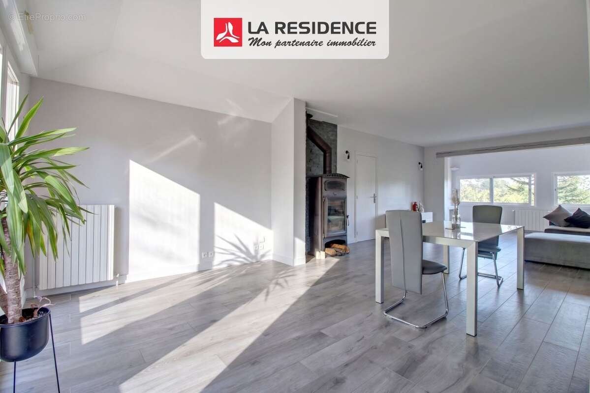Maison 158 m² à Vaureal  - photo 4