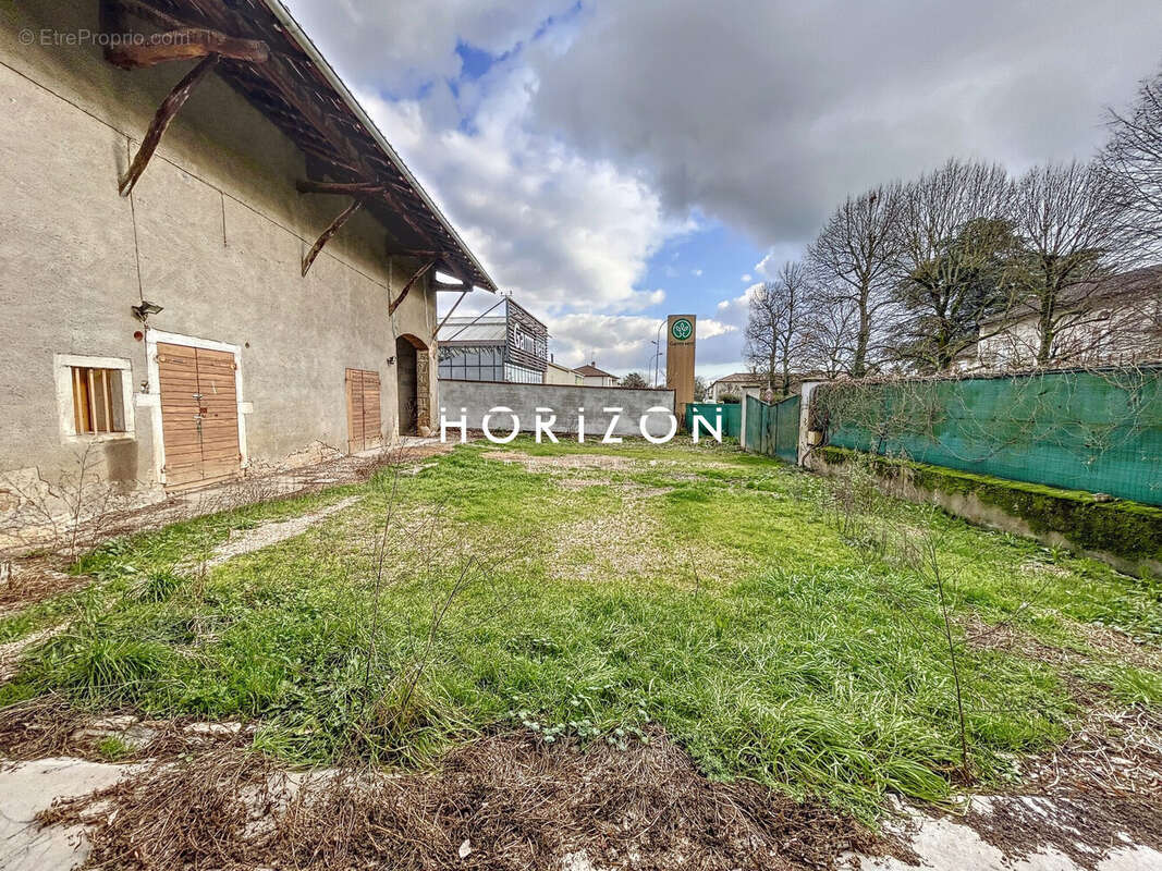 Maison à SAINT-DIDIER-SUR-CHALARONNE